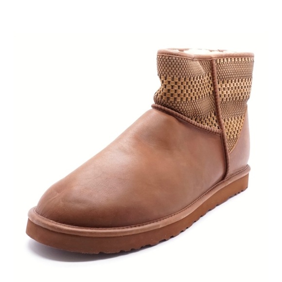 UGG‎ Classic Mini Weave Boots main image 6
